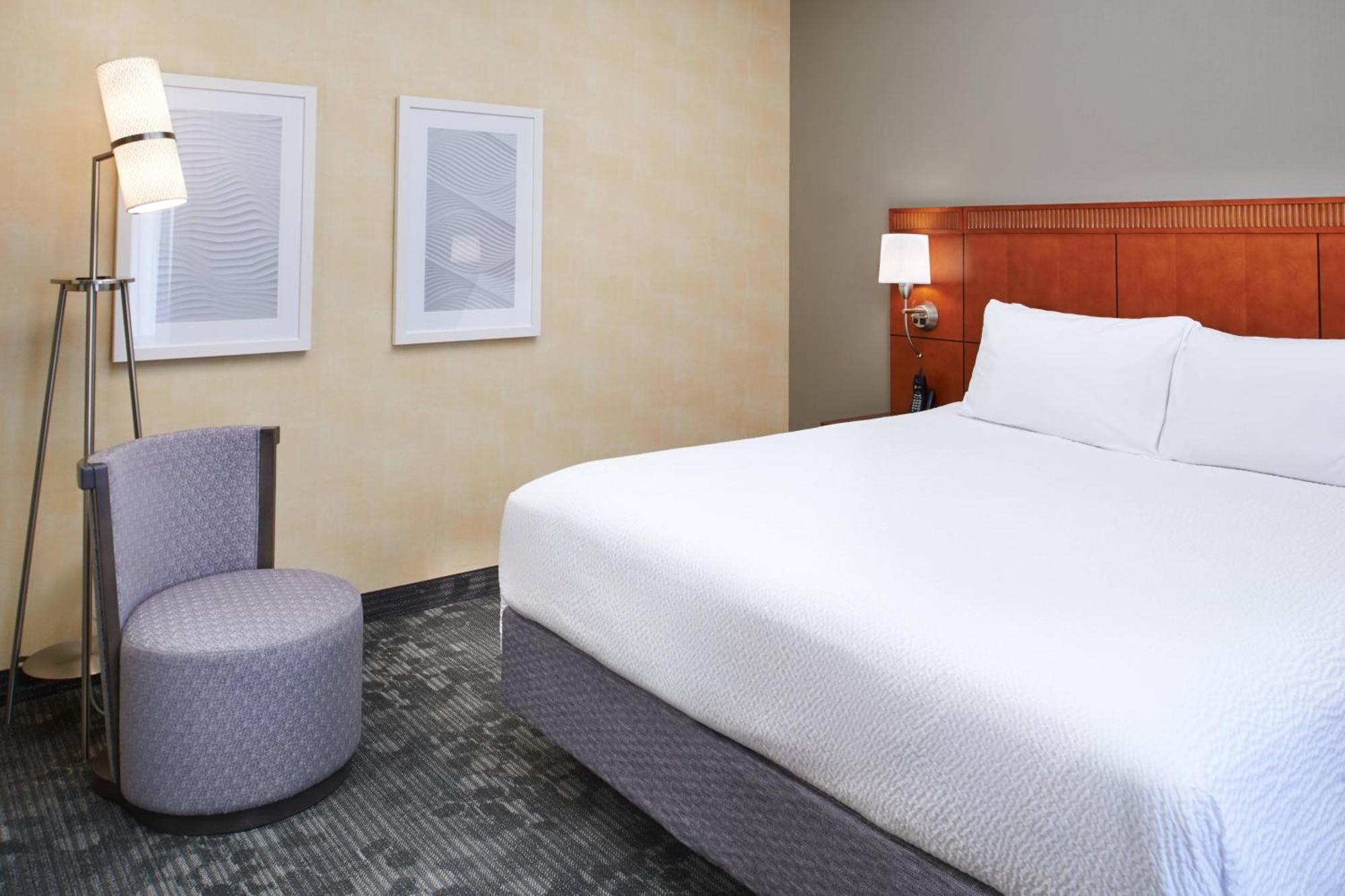 Courtyard By Marriott Minneapolis-St. Paul Airport Mendota Heights Exterior photo