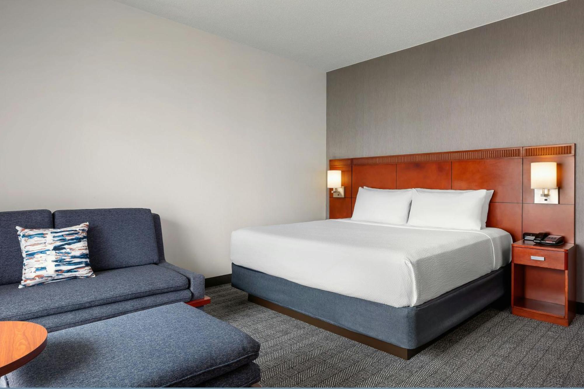 Courtyard By Marriott Minneapolis-St. Paul Airport Mendota Heights Exterior photo