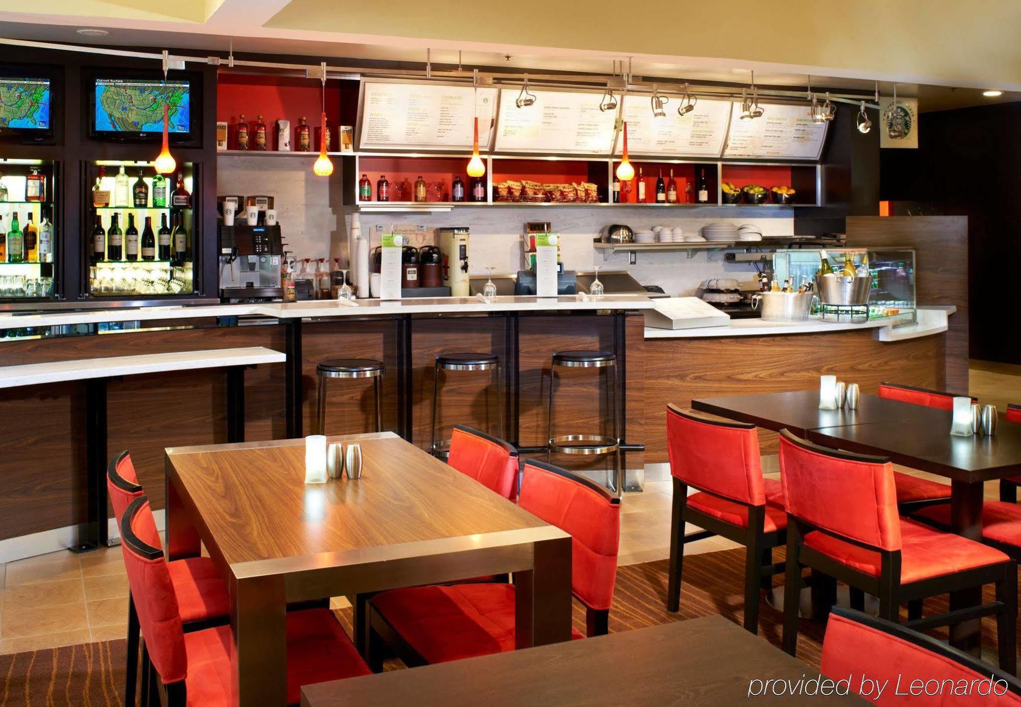 Courtyard By Marriott Minneapolis-St. Paul Airport Mendota Heights Restaurant photo