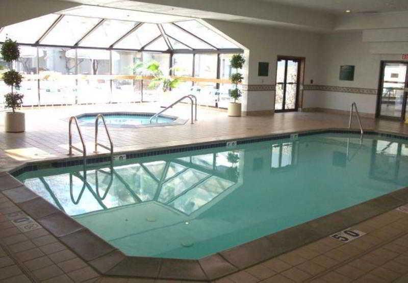 Courtyard By Marriott Minneapolis-St. Paul Airport Mendota Heights Facilities photo