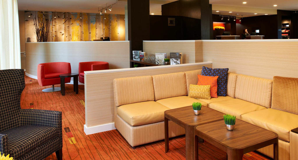 Courtyard By Marriott Minneapolis-St. Paul Airport Mendota Heights Exterior photo